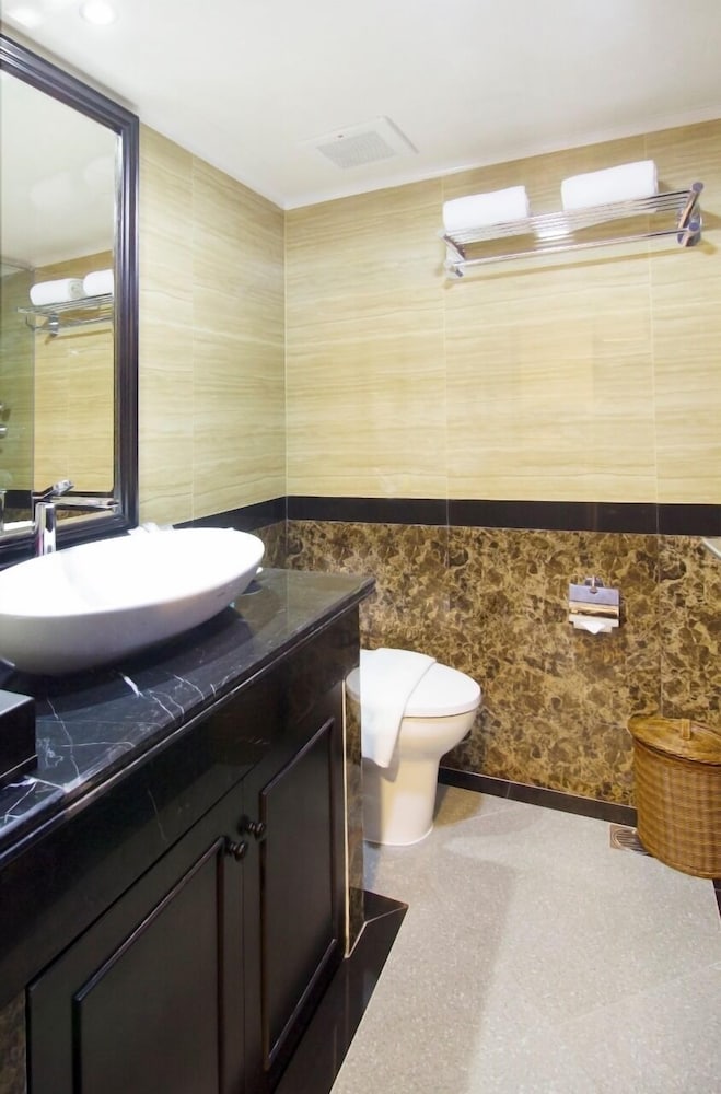 Golden Boutique Hotel Melawai 22/48
