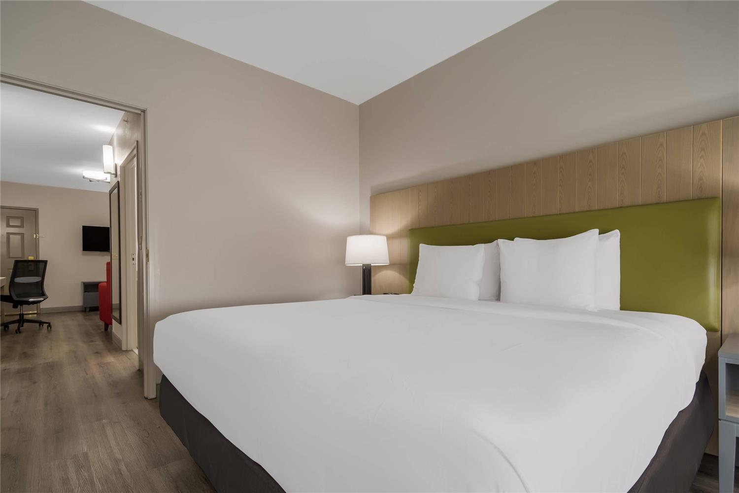 Country Inn and Suites By Radisson Goldsboro Nc 7/24