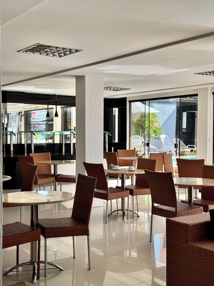 Tirol Praia Hotel Ltda 34/50