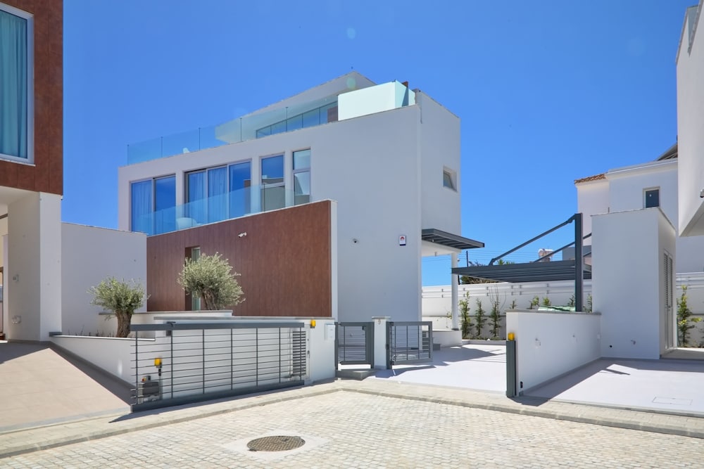 Sunrise Seaview Villas 43/49