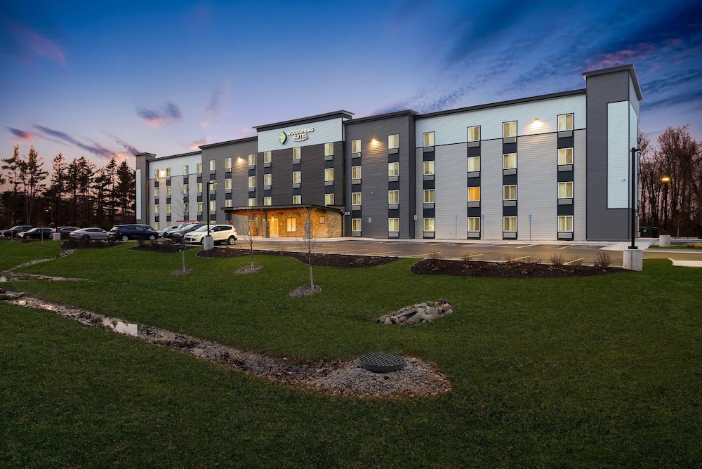 WoodSpring Suites East Lansing - University Area 3/50