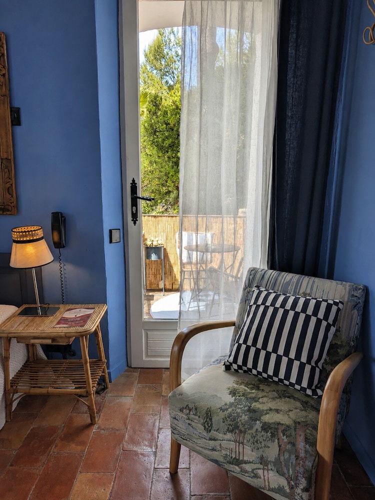 Le Jardin D'emile 25/42