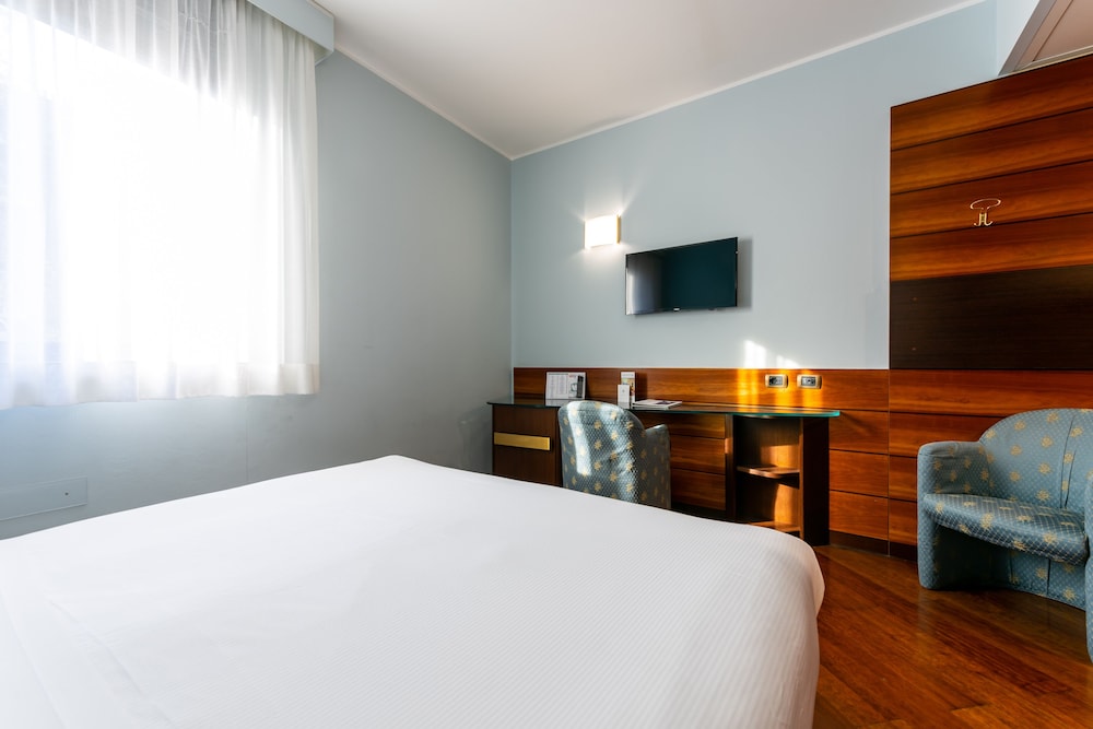 Hotel Mirage Sure Hotel Collection By Best Western 6/58