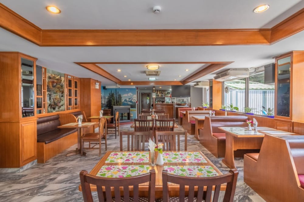 Siam Palace Hotel 35/40