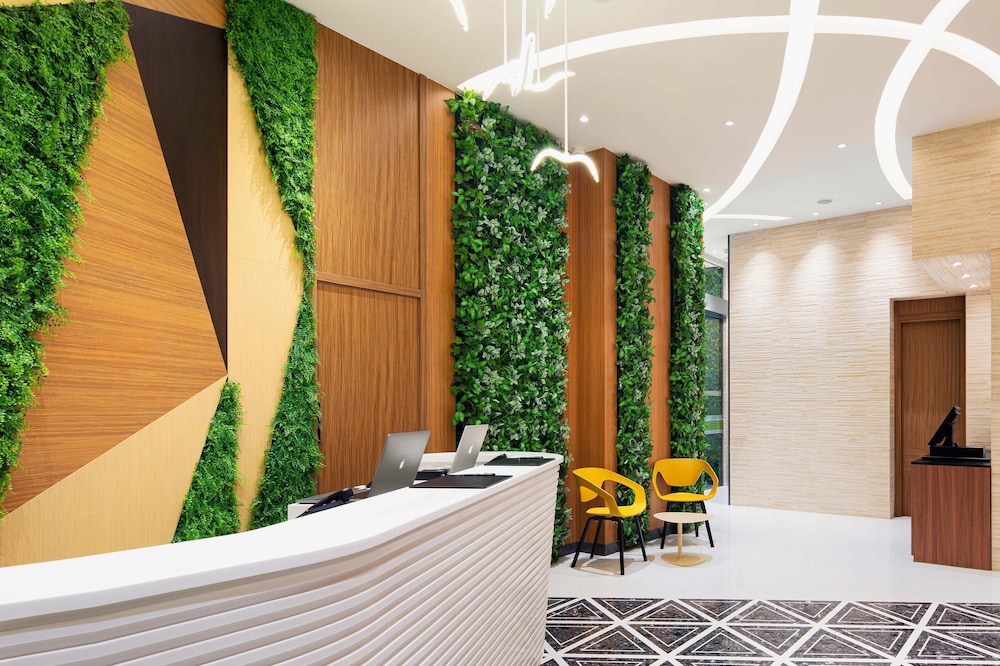 Hotel YX Lai Chi Kok 6/27