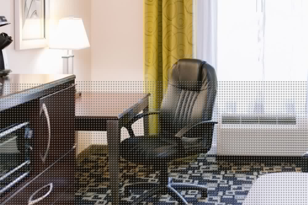 Holiday Inn Express Hotel and Suites Raleigh Sw Nc State 66/80