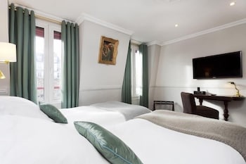 Hotel De La Porte Doree 15/53