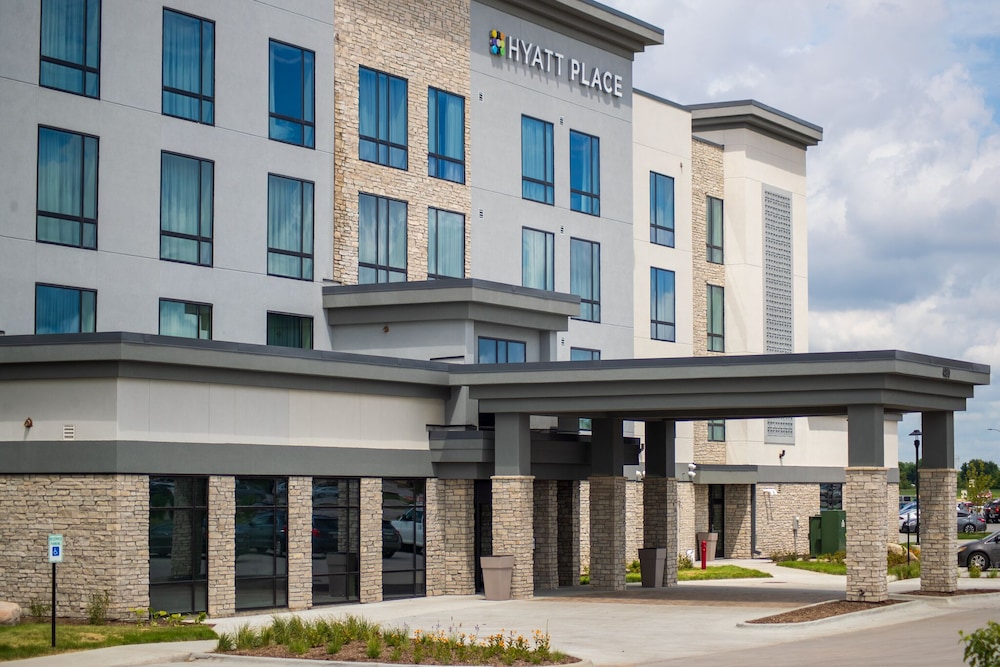 Hyatt Place Altoona/Des Moines 16/18