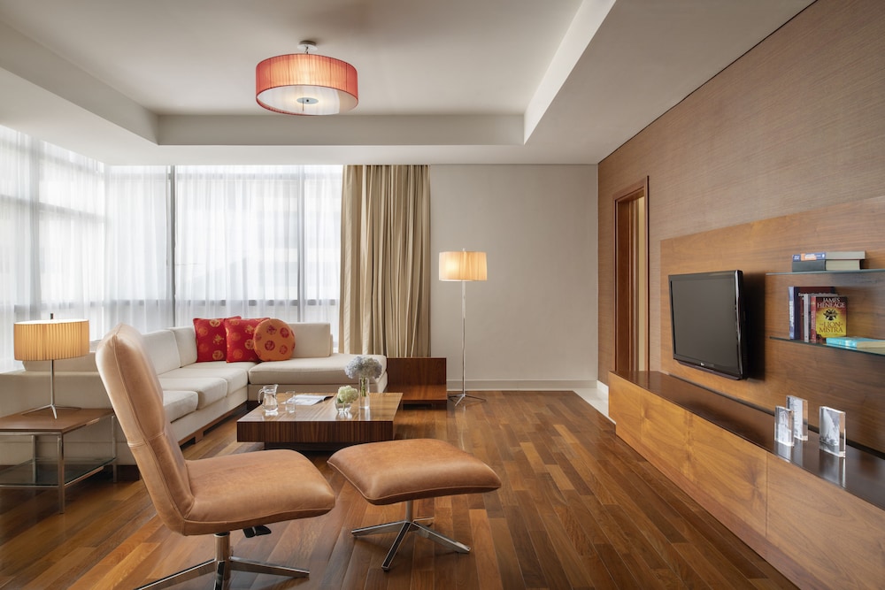 Fraser Suites Doha 66/100