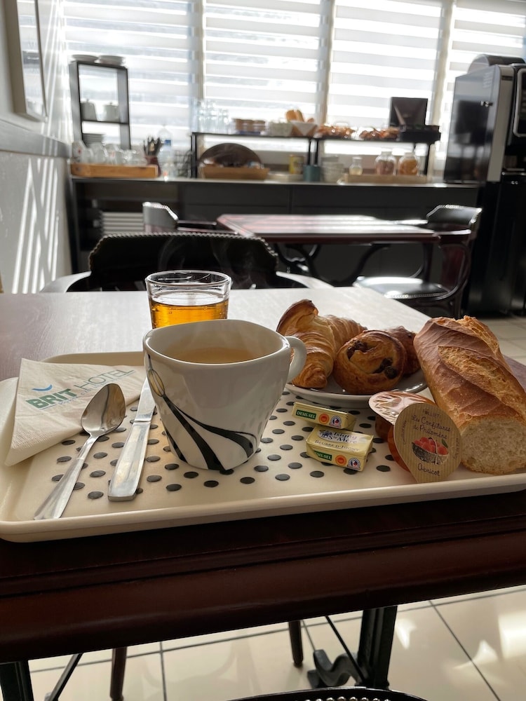 Brit Hotel Cherbourg Octeville 39/43
