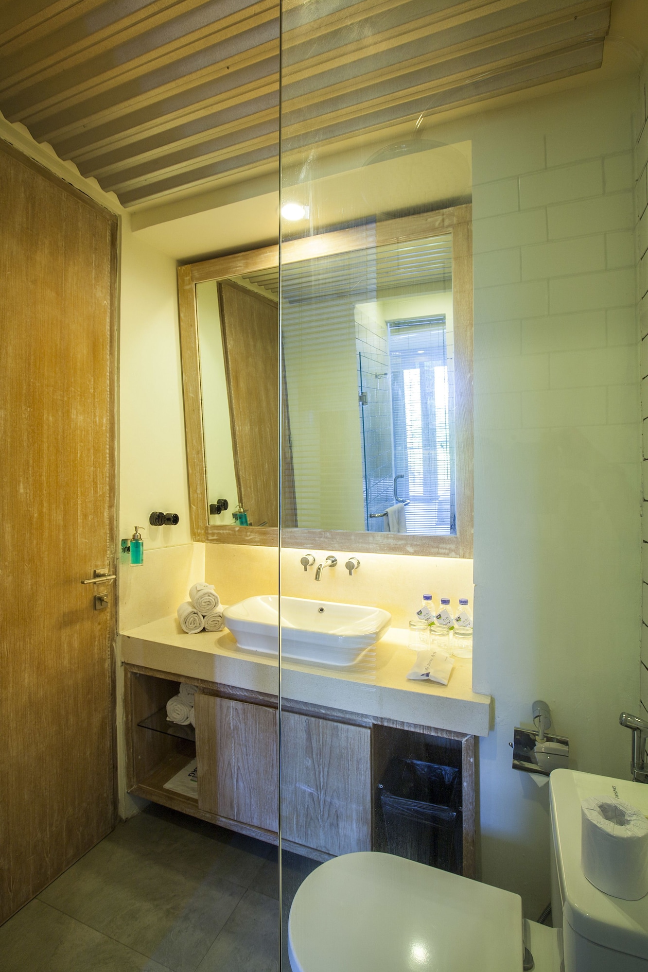 Deluxe, Double Bed, Pool Access، FRii Bali Echo Beach 6/7