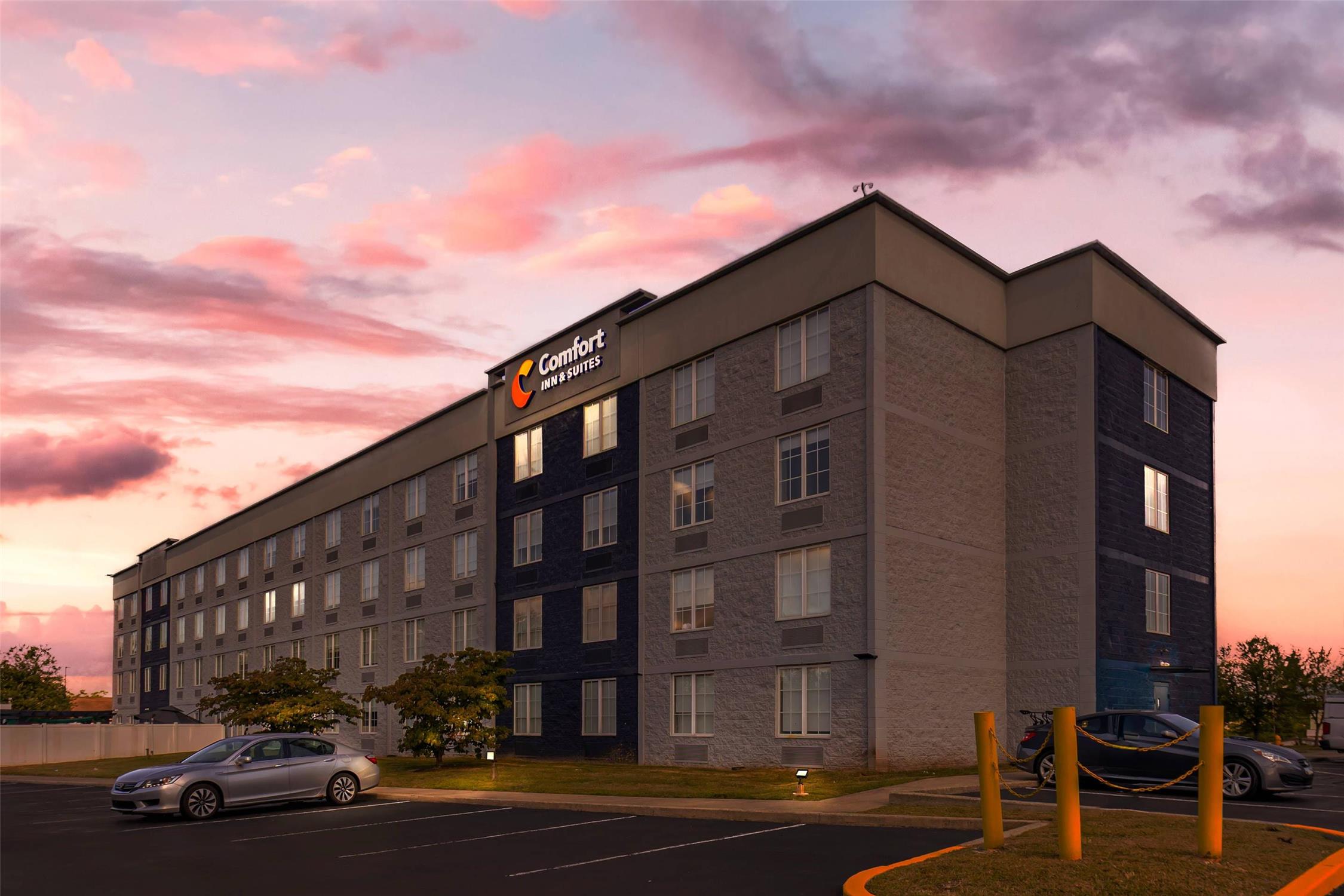Comfort Inn & Suites Pottstown Eastern Gateway 21/22