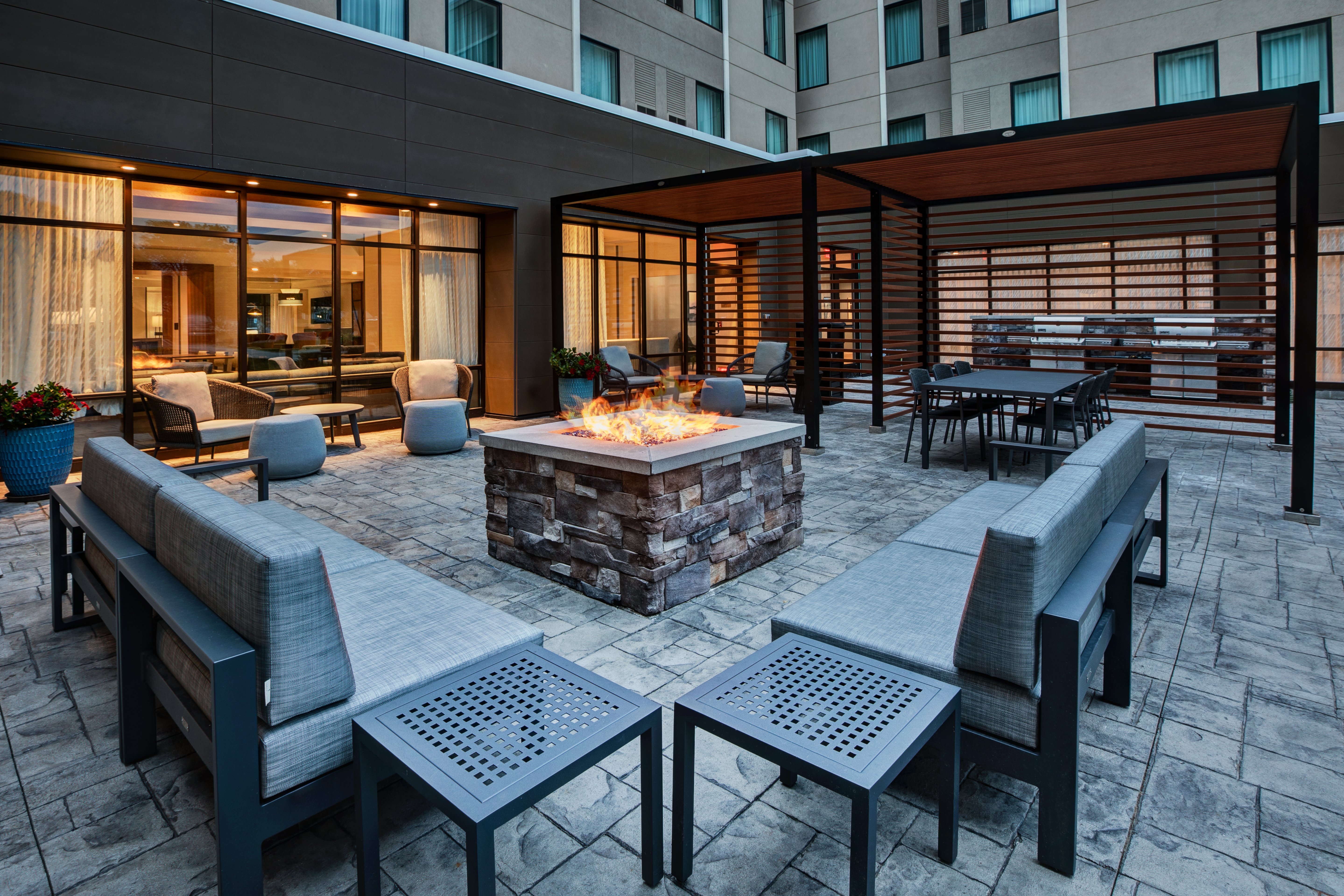 Staybridge Suites Grand Rapids South by IHG 29/38