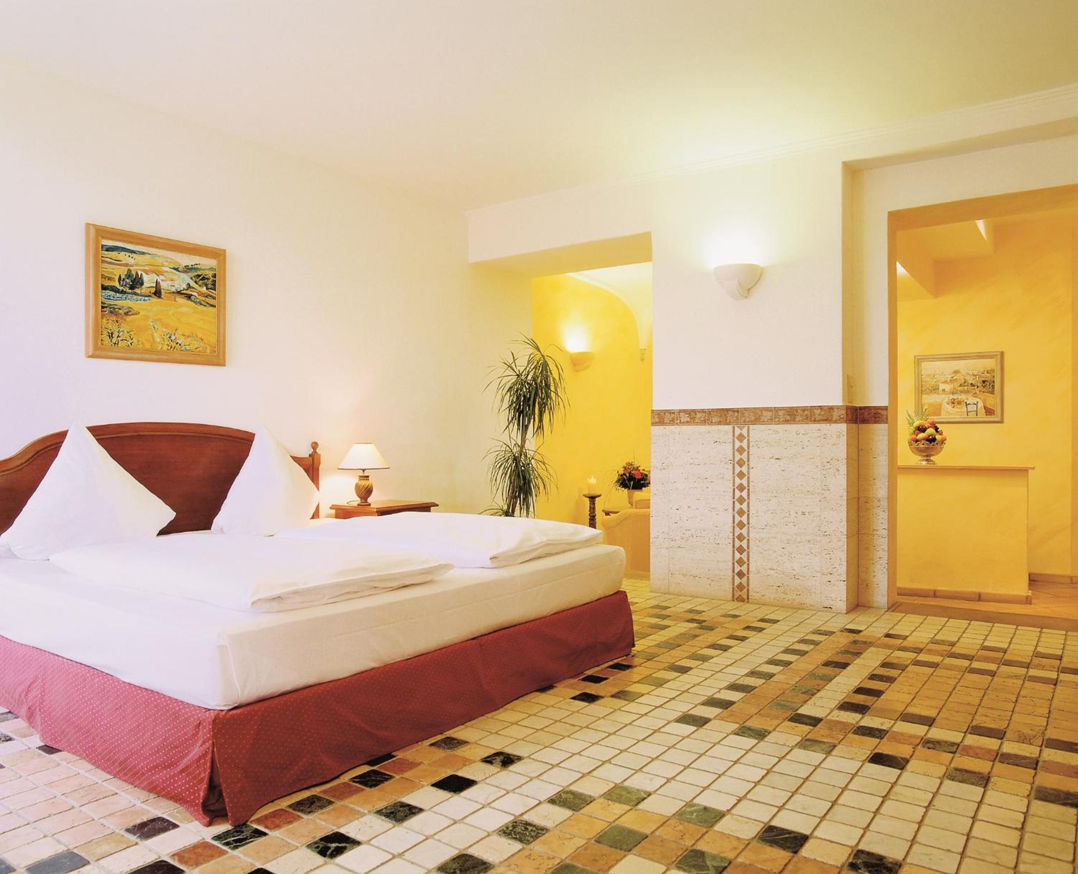 Hotel Schloss Edesheim 17/50