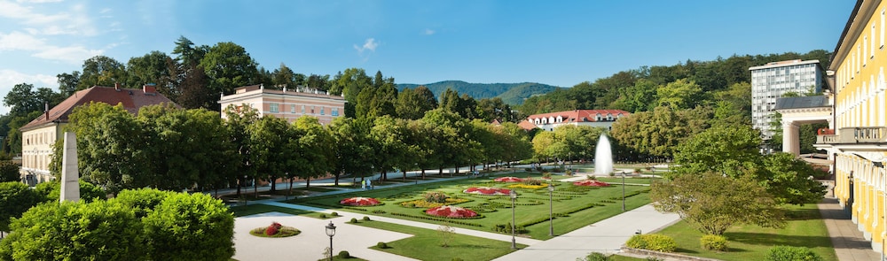 Hotel Zagreb - Health & Beauty 68/76