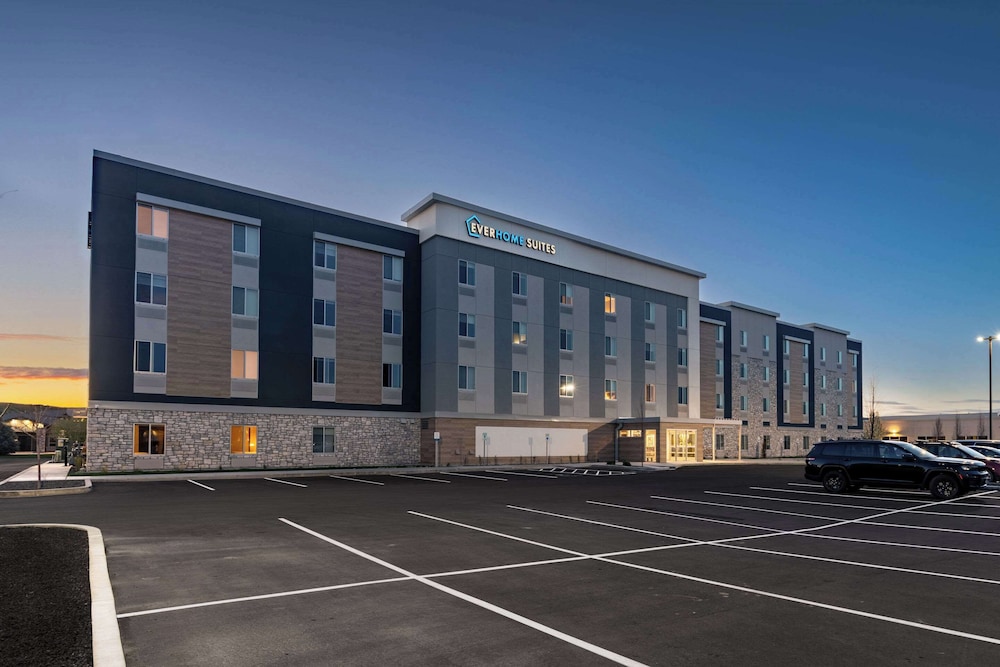 Everhome Suites Nampa Boise 23/32