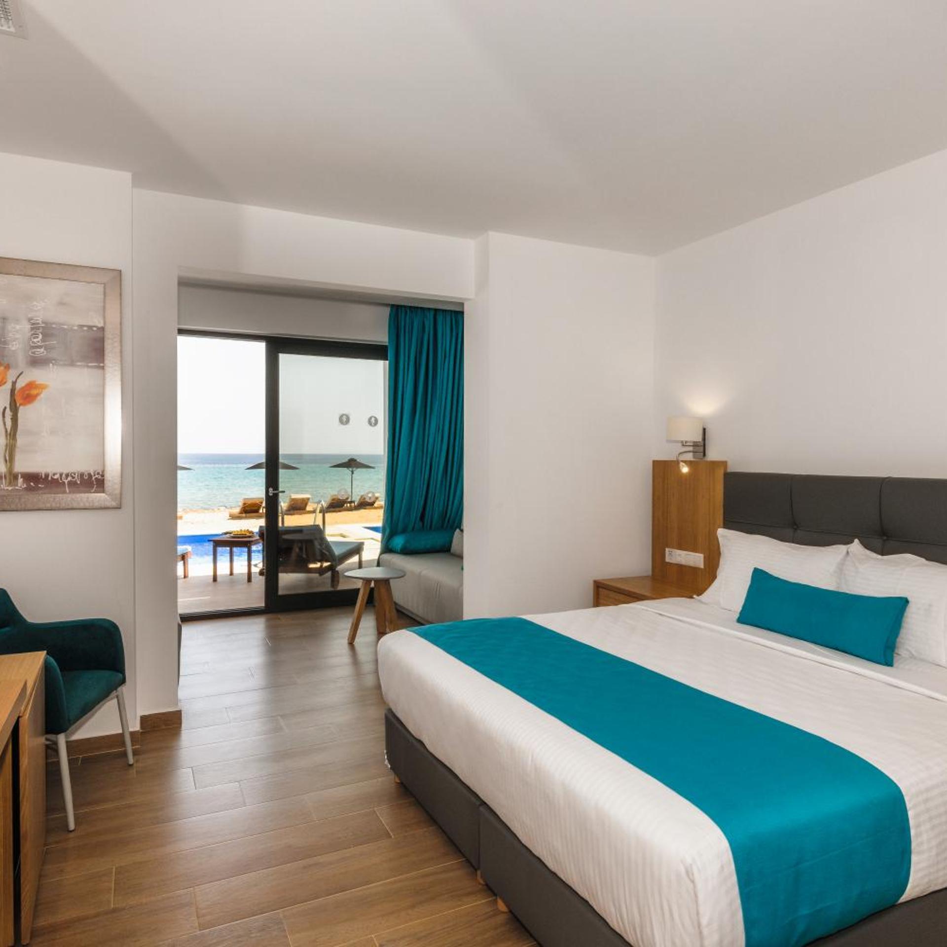 Suite, Sea Side, Private Pool، Cavo Orient Beach Hotel 4/9