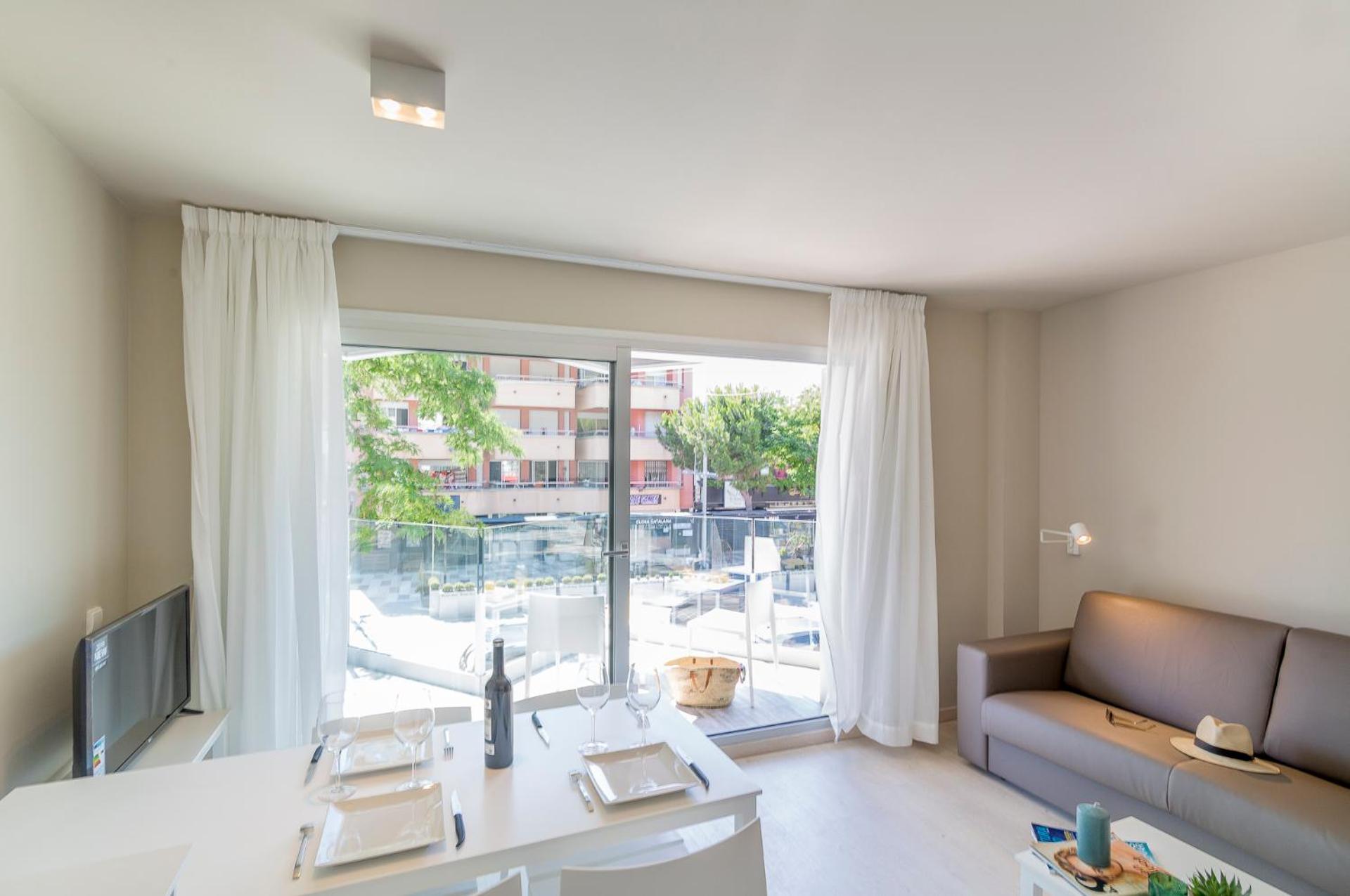 Daro Apartments 18/51