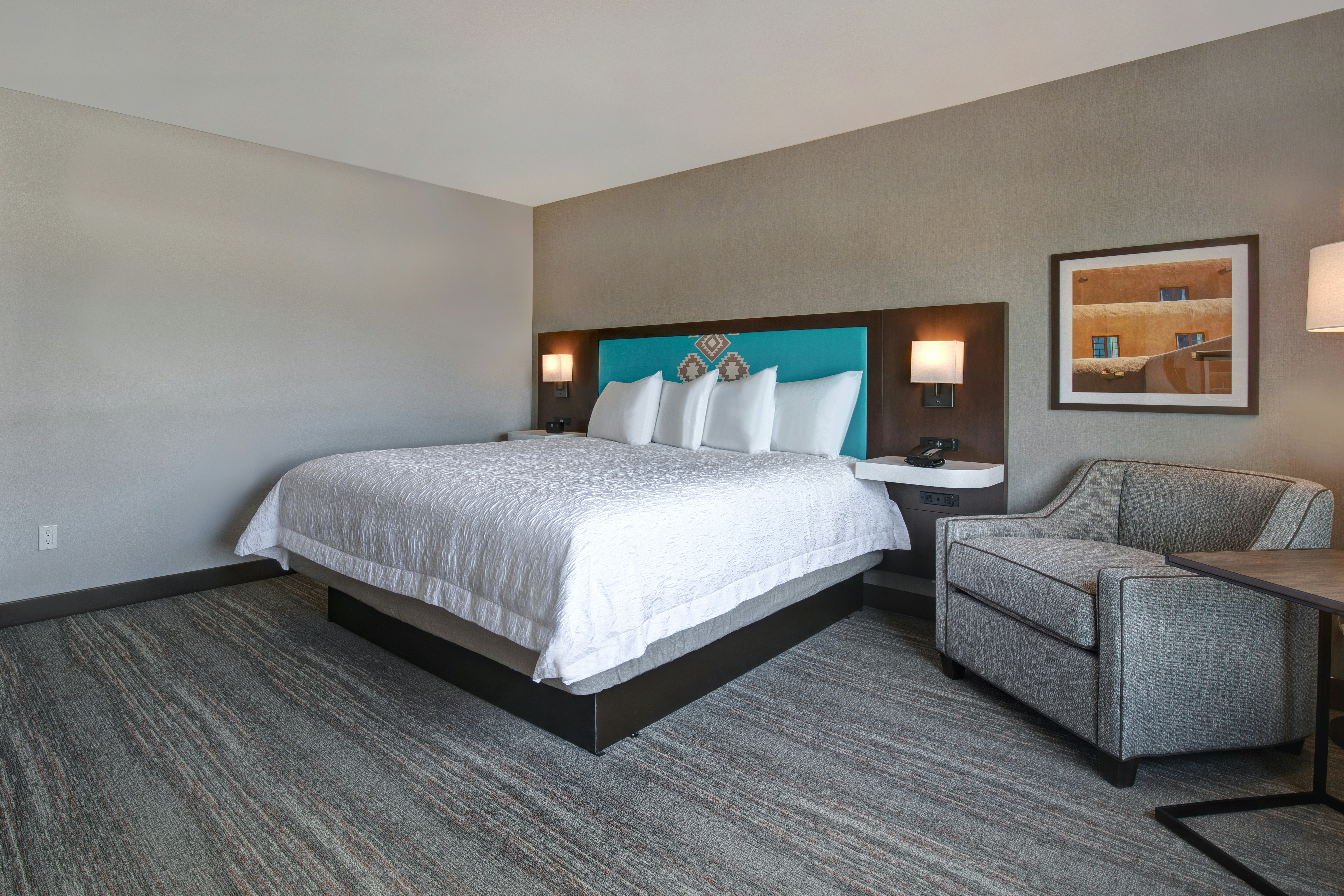 ROOM, KING BED, SOFA