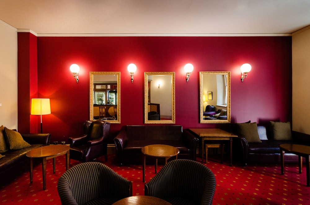 Grand Hotel Melbourne 24/55