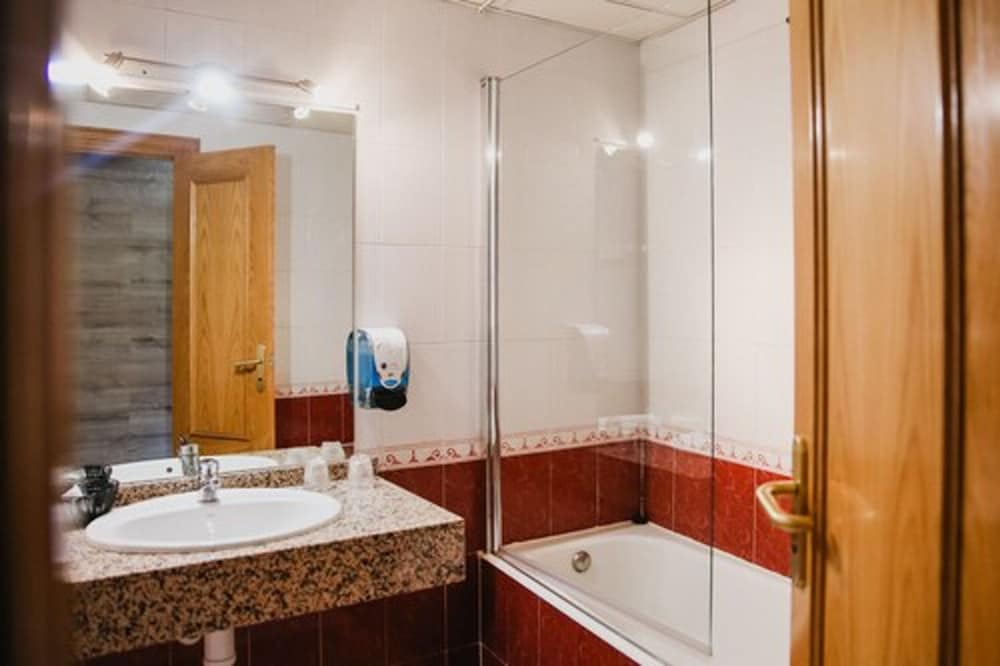 Cal Ruiz Hotel 14/72