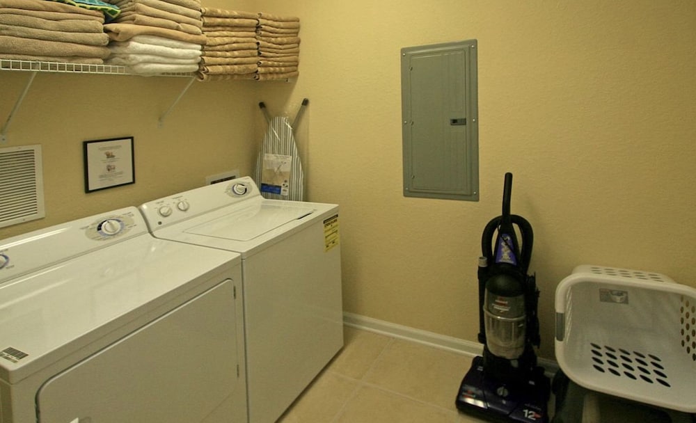 Orlando Vista Cay Executive 3BR Villa 9/75