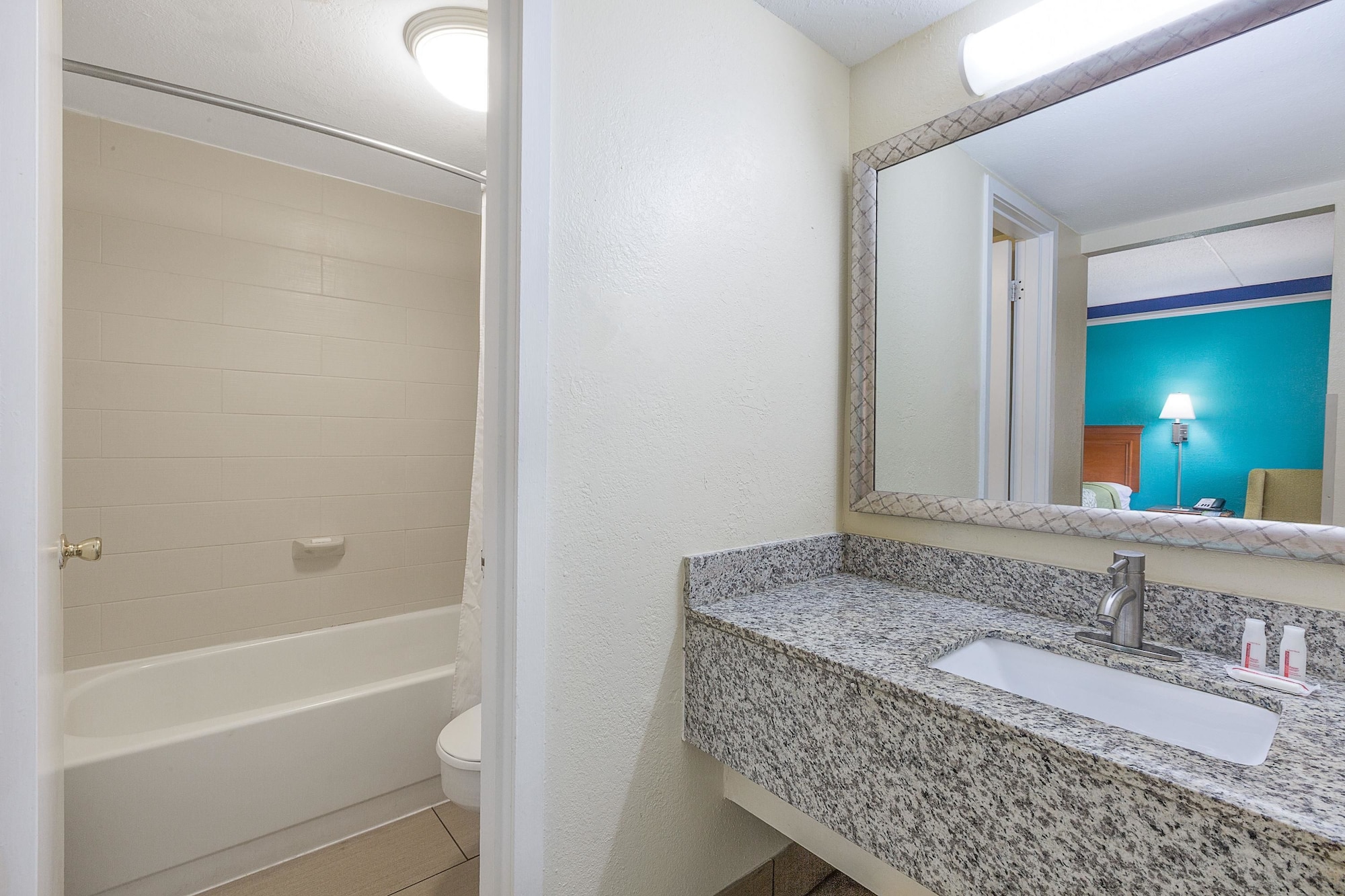غرفة بسريرين مزدوجين، Days Inn By Wyndham Little Rock/Medical Center 3/3