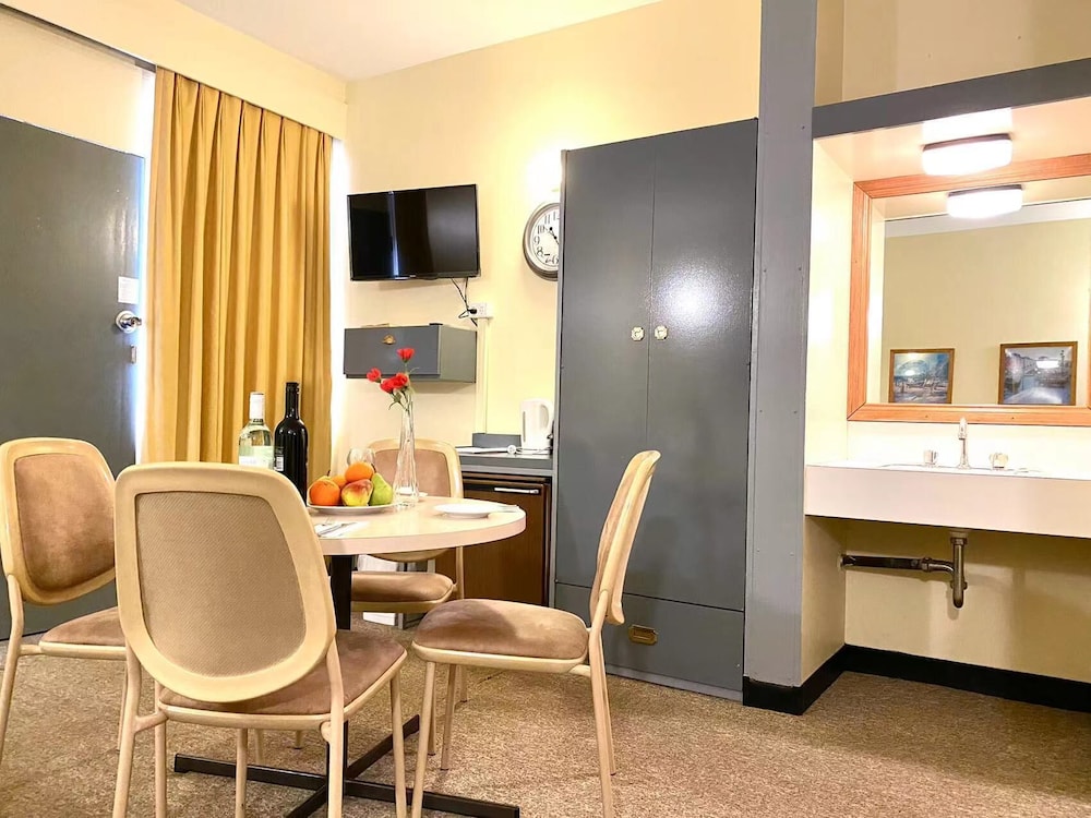 Gateway Motor Inn Narrandera 24/45