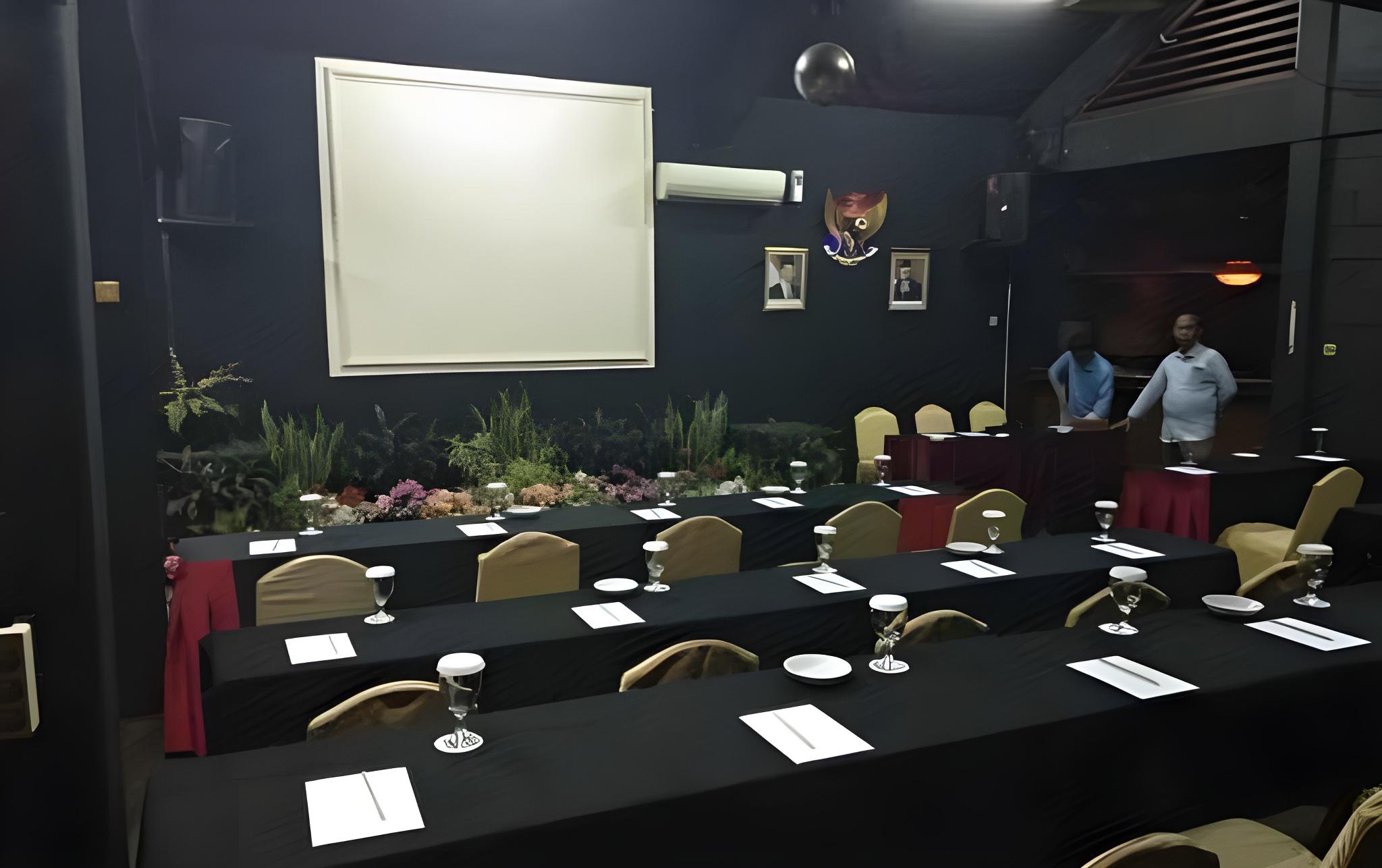 C'One Hotel Cempaka Putih powered by Archipelago 24/38