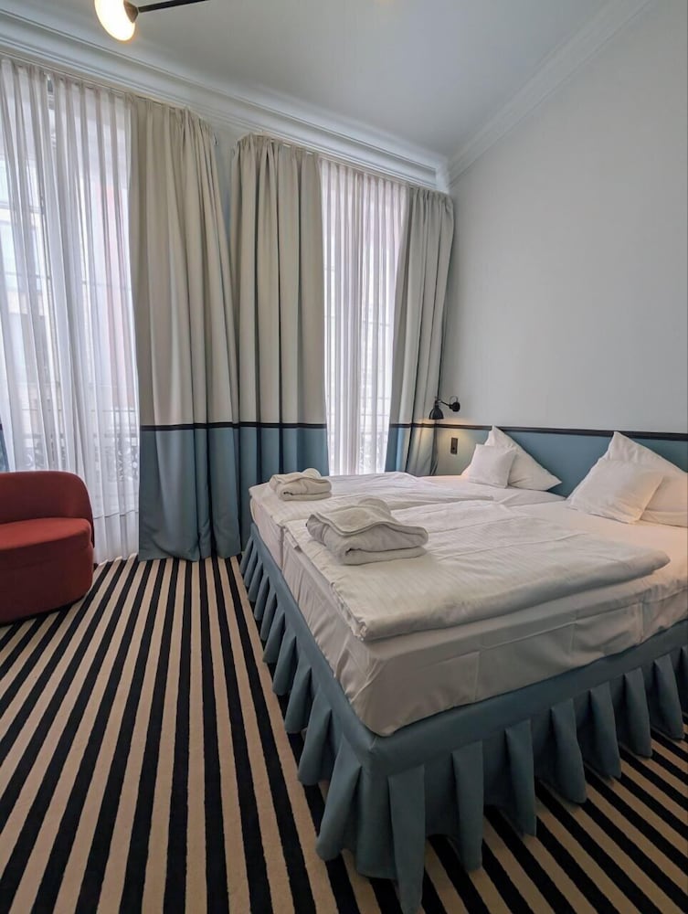 Aussen Alster Hotel 17/73