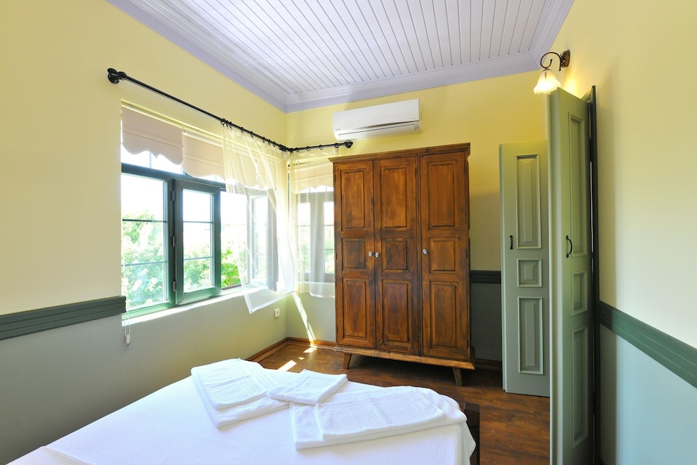 Petrino Gokceada Hotel 16/37