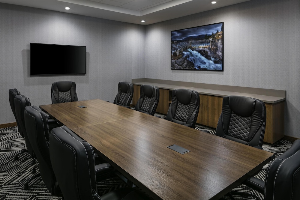 Hyatt Place Post Falls/Coeur D'Alene 40/50
