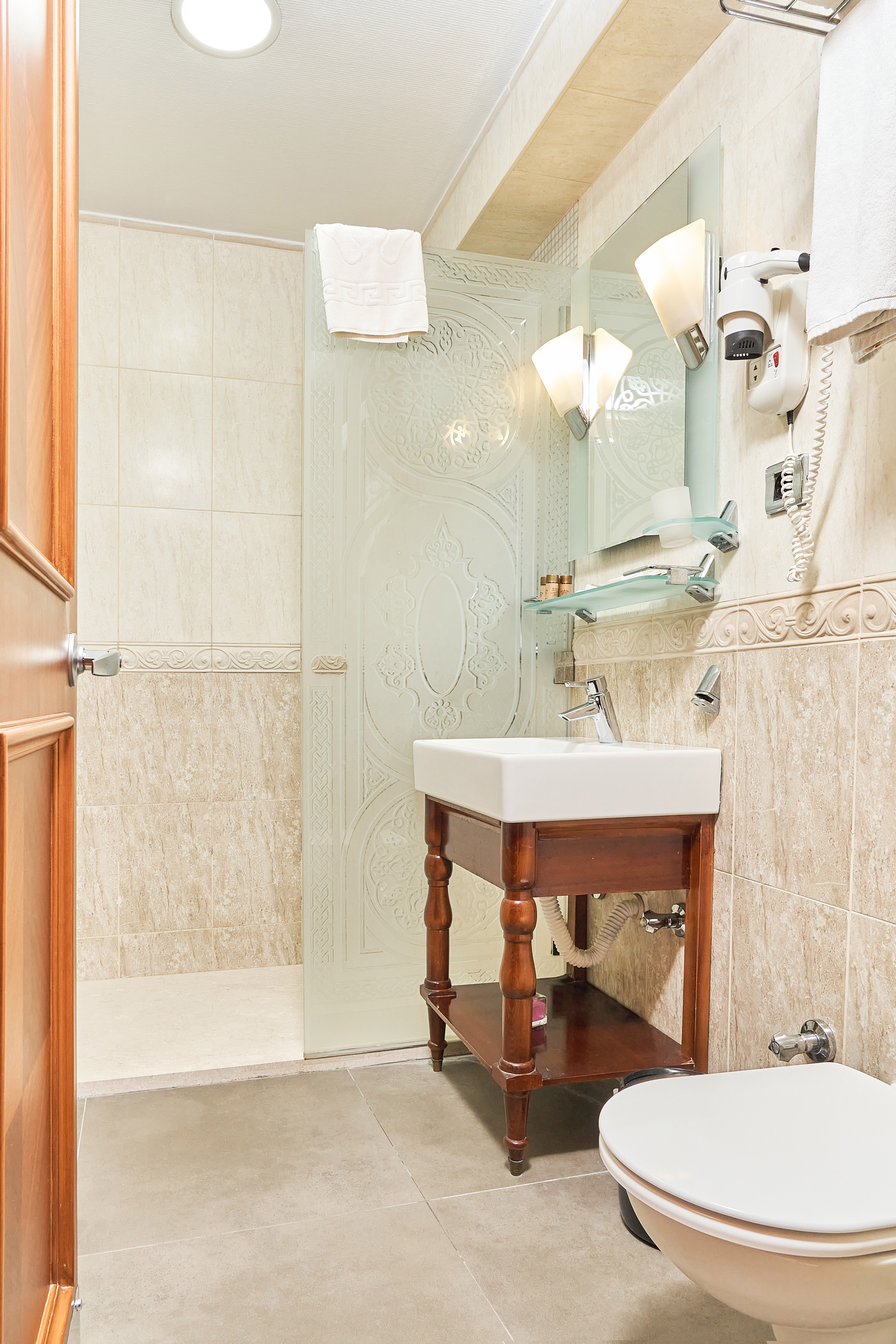 غرفة بسرير مزدوج، Best Western Empire Palace 10/10