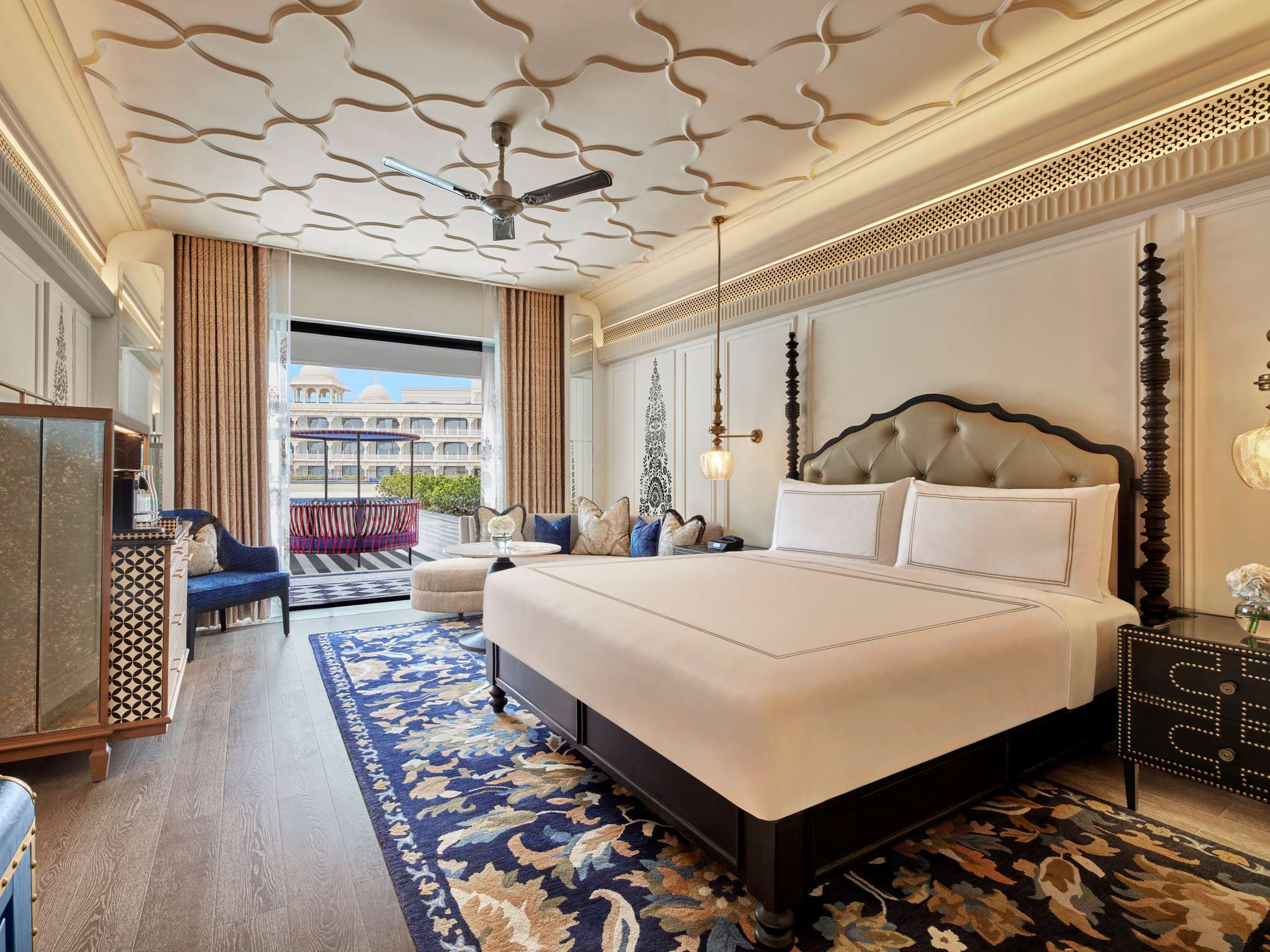 Fairmont, Cabana, King Bed, Terrace