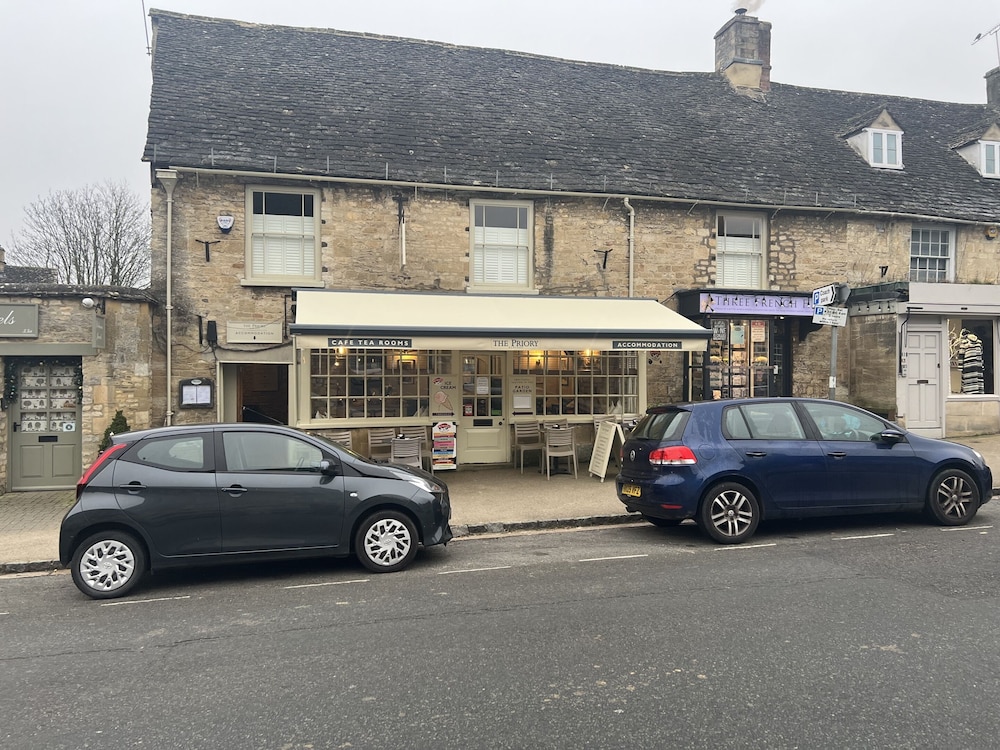 The Priory Burford Bed And Breakfast 49/59