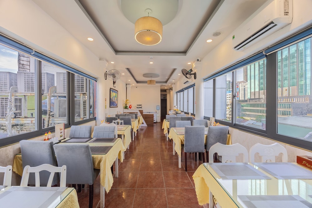 A25 Hotel - 35 Mac Thi Buoi 54/63