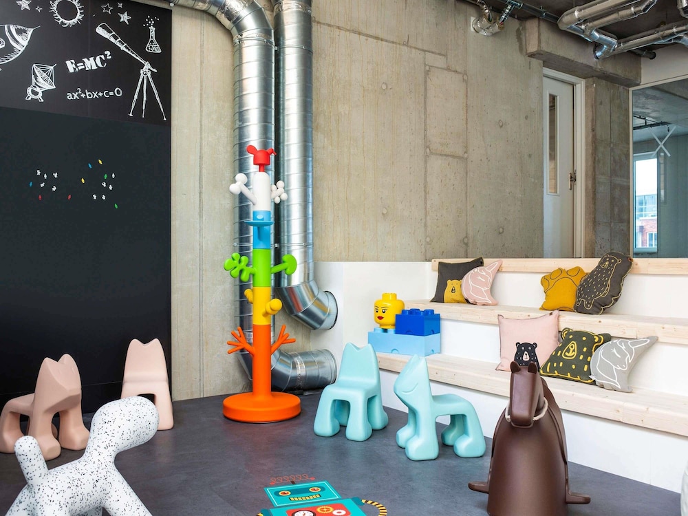 Ibis Styles Delft City Centre 66/68