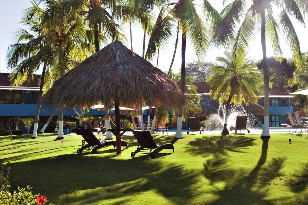 Beach Break Resort 6/75