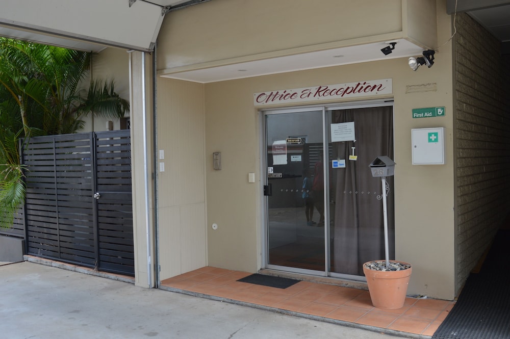 Mid City Motor Inn 3/41