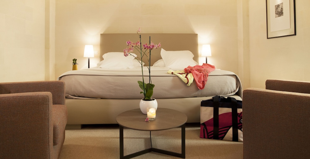 La Fiermontina Luxury Home Hotel 54/77