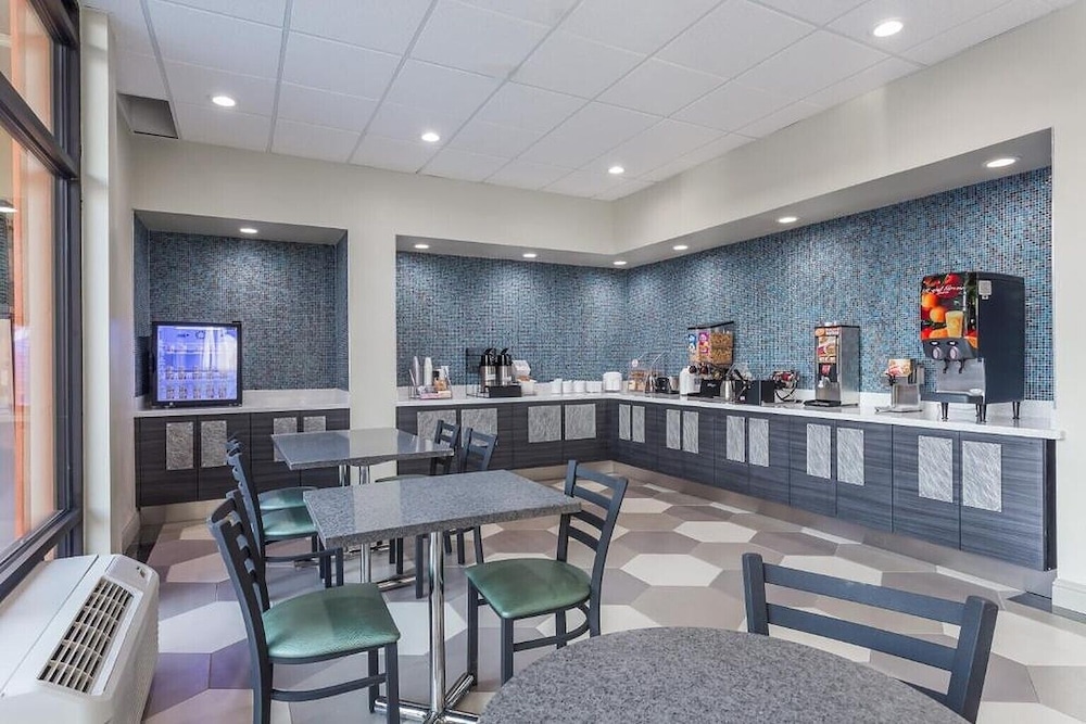 Quality Inn Fairfield Napa Valley Area 2/13