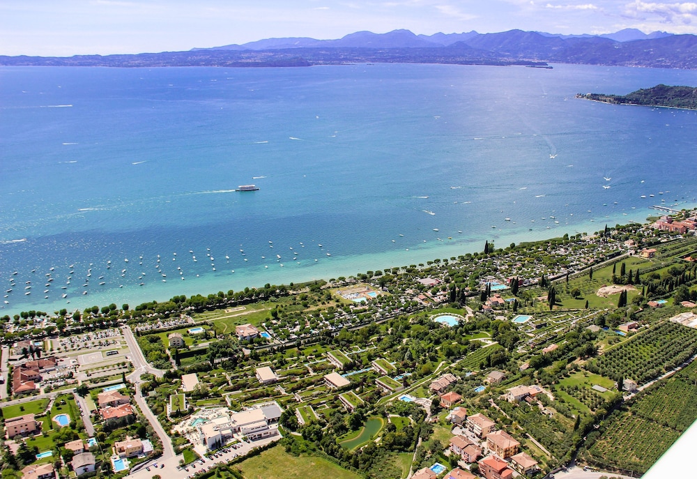 Parc Hotel Germano Suites 65/73