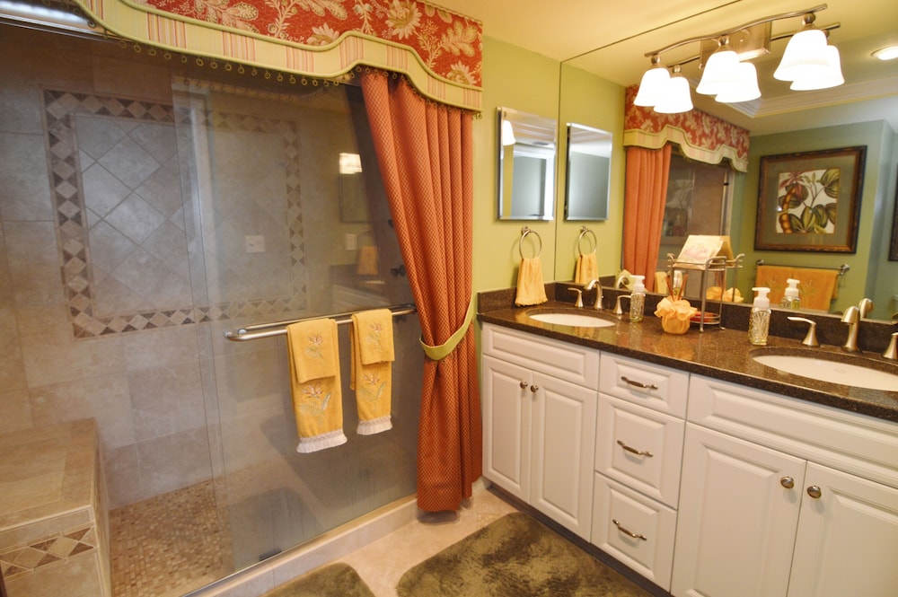 Resort Harbour Properties 50/50