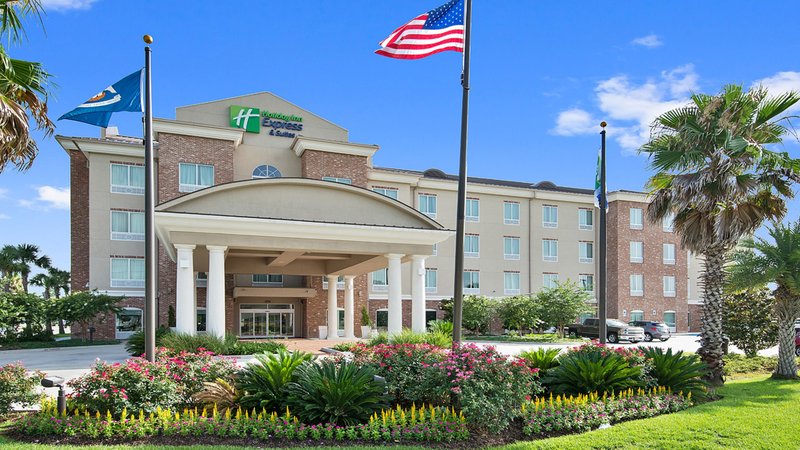 Holiday Inn Express Hotel And Suites Gonzales 6/71