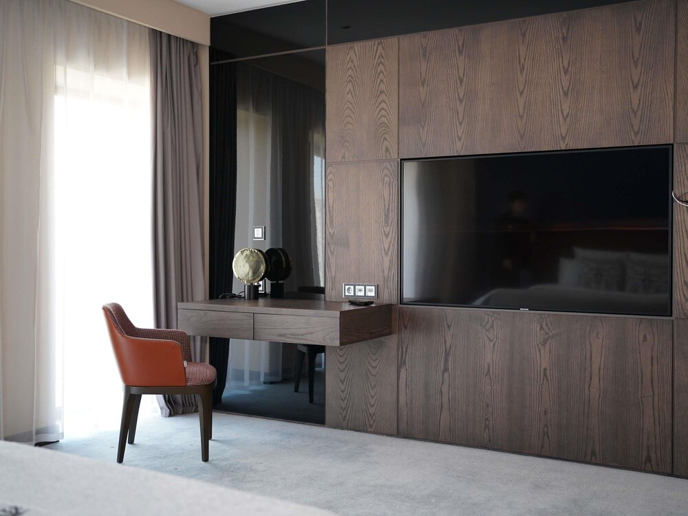 NOVOTEL Bishkek City Center 9/50
