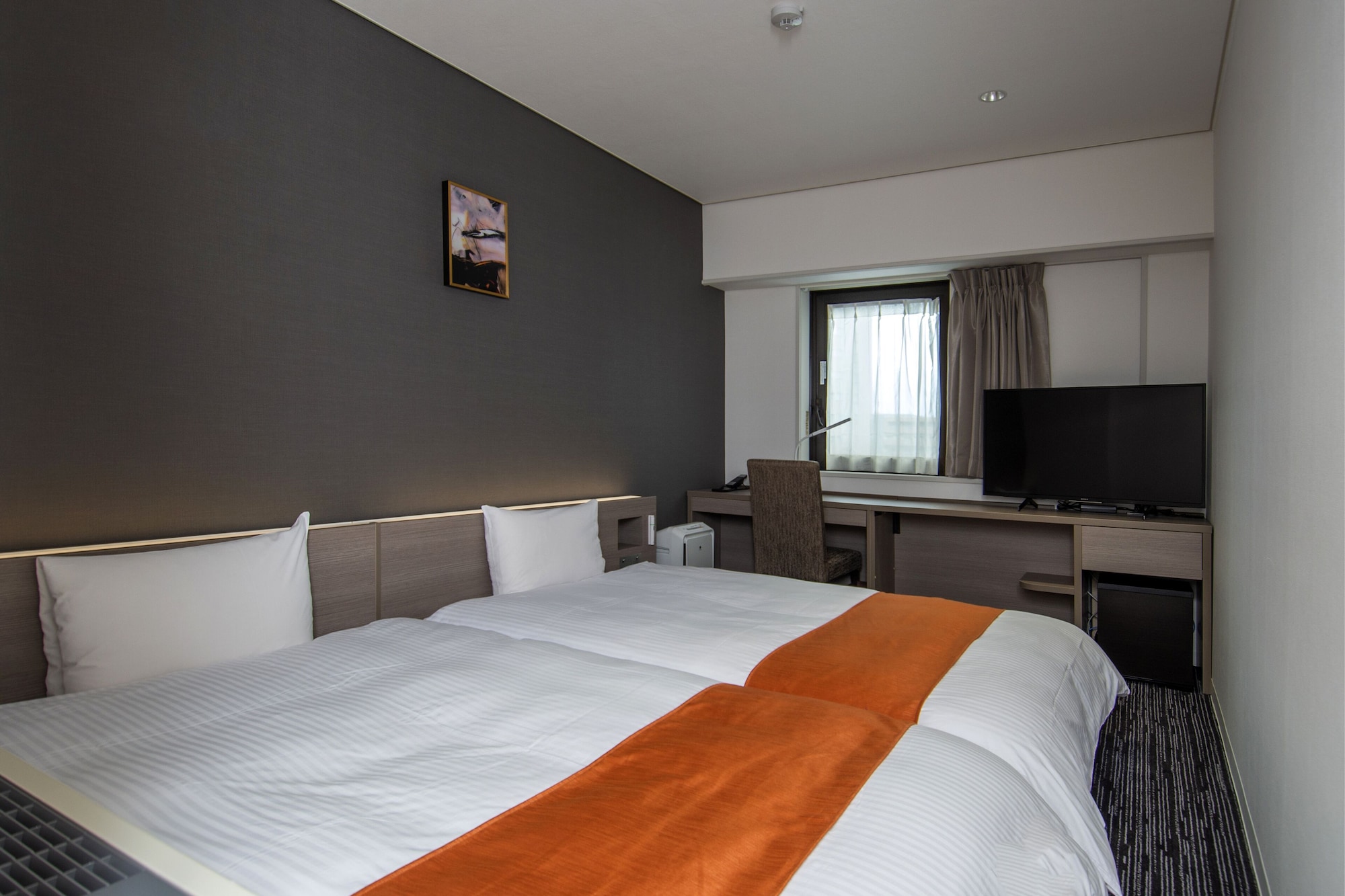 STANDARD, TWIN BEDS