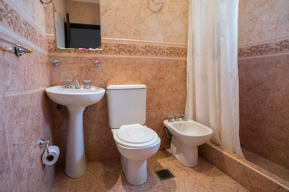 Marilian Hotel 43/44