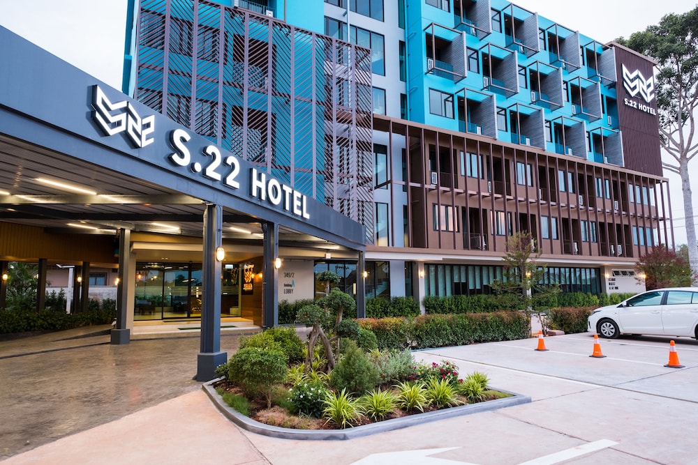 S.22 Hotel Suratthani 6/64