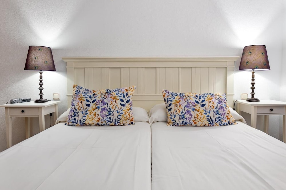 Madrid Hotel 35/73
