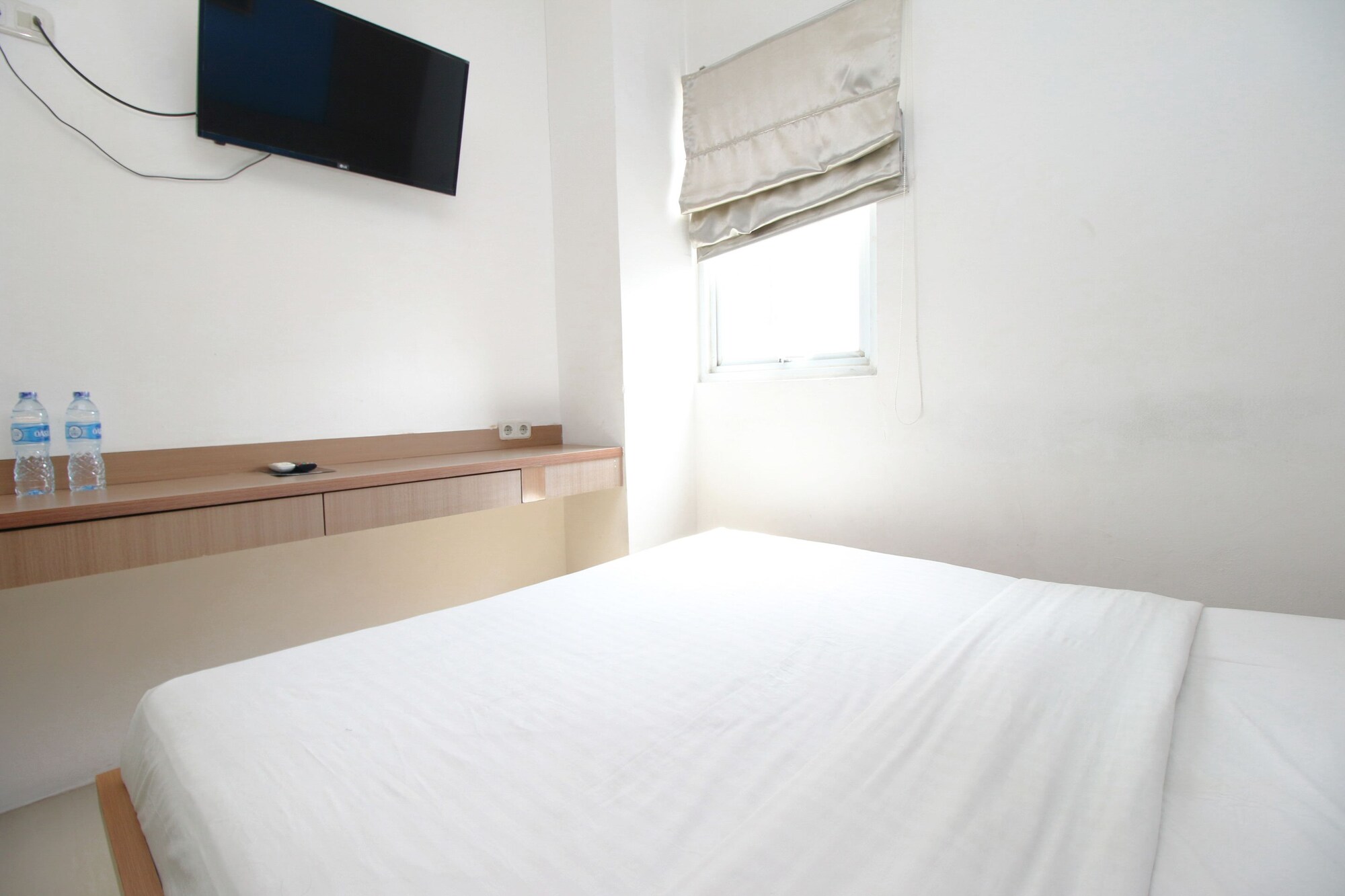 DELUXE, DOUBLE BED